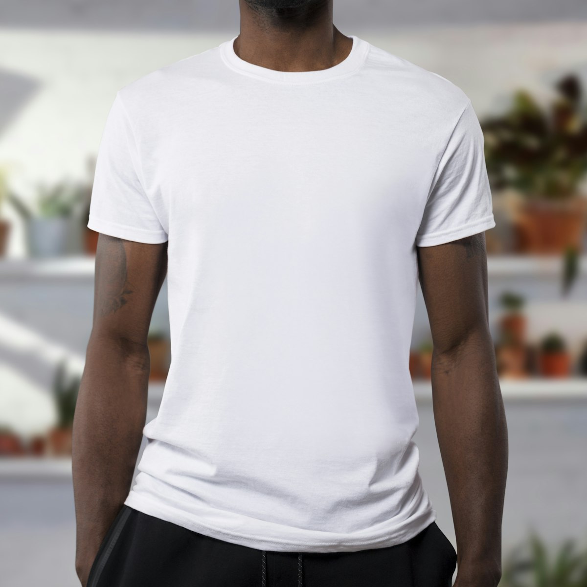 Solomonnick Men's Classic Crew Neck T-Shirt — Soft Cotton Everyday Tee